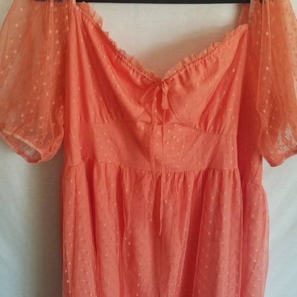 Puff Sleeve Polka Dot Tulle Maxi Dress Size 3X - Picture 12 of 16